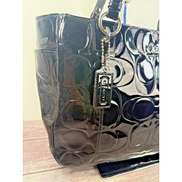 COACH F17729 Tote bag Enamel Leather Embossed C East West Gallery EXCELLENT - Picture 6 of 16